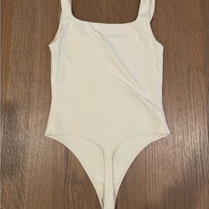 Aritzia contour bodysuit